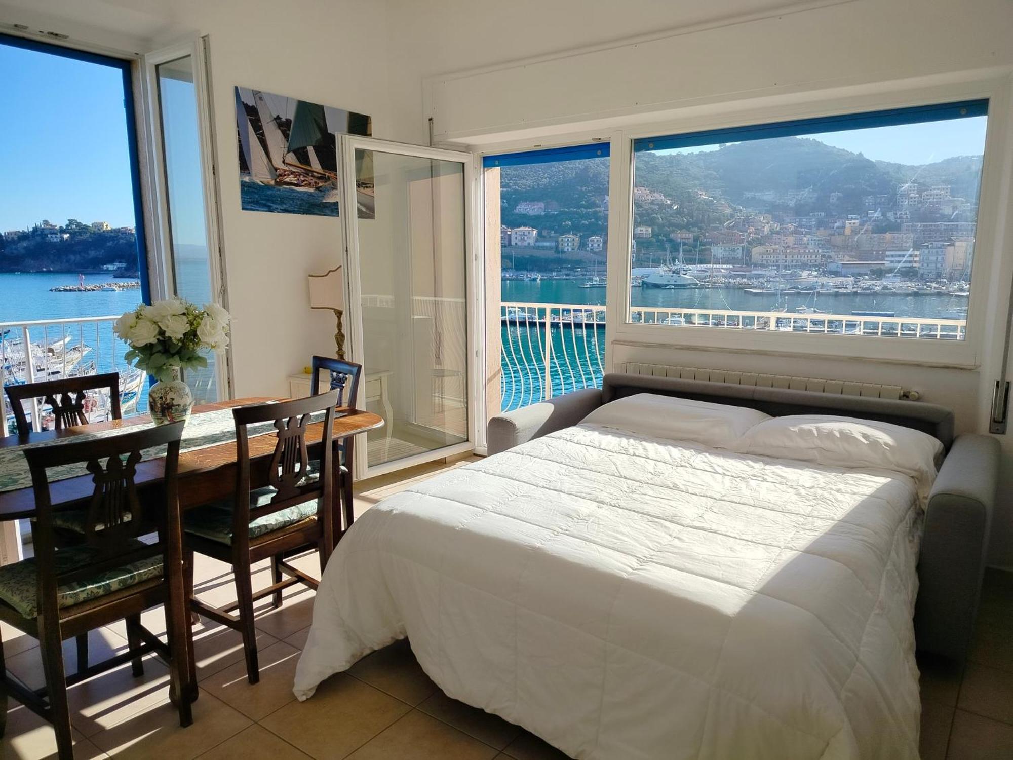 Апартаменты Casa La Marinella Sul Porto Порто Санто Стефано Экстерьер фото